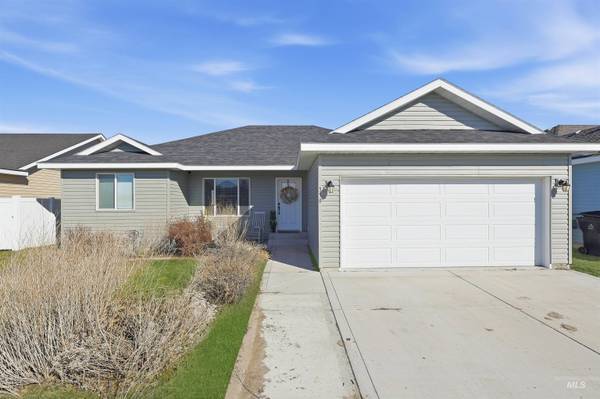 359 Miller Ave, Burley, ID 83318