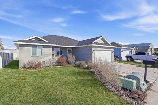 359 Miller Ave, Burley, ID 83318