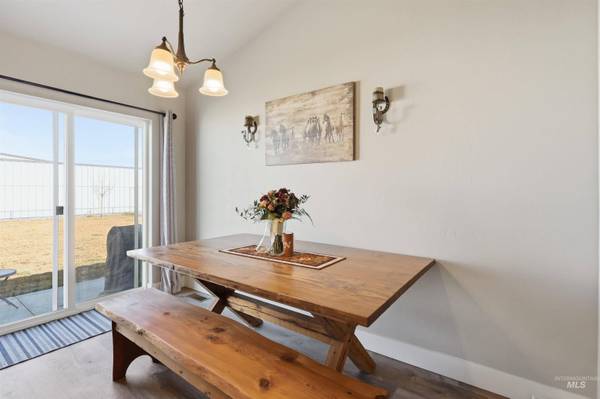 359 Miller Ave, Burley, ID 83318