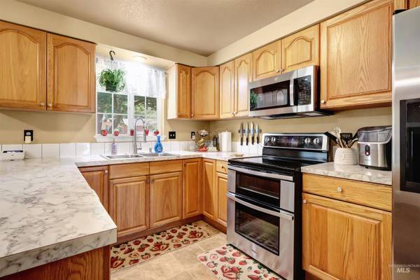 3839 N Elgin Way, Boise, ID 83713