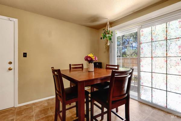 3839 N Elgin Way, Boise, ID 83713
