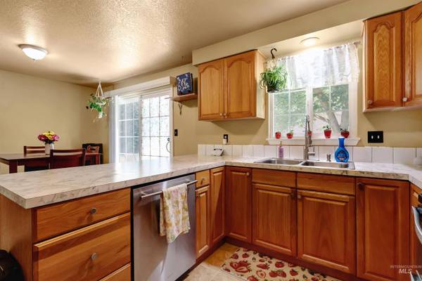 3839 N Elgin Way, Boise, ID 83713