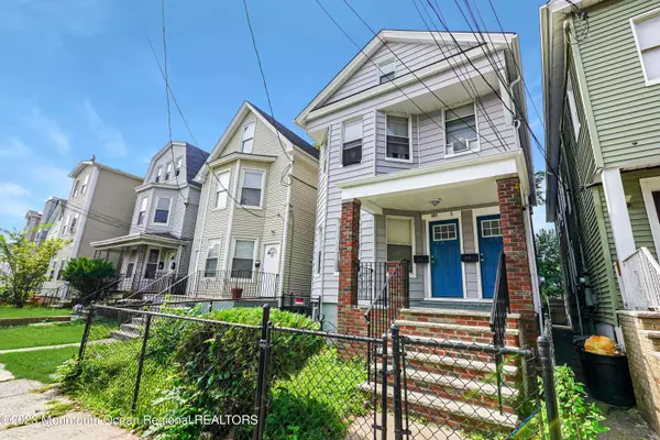 1064 Bond Street, Elizabeth, NJ 07201