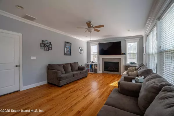 1240 Englemere BLVD, Out Of Area, NJ 08757