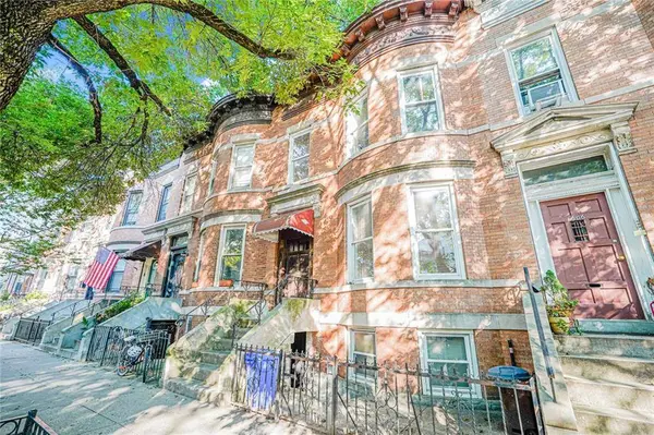 1610 10th AVE, Brooklyn, NY 11215
