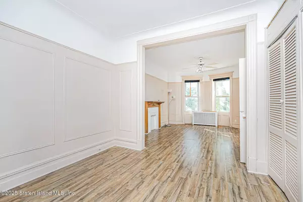 1610 10th Ave AVE, Brooklyn, NY 11215