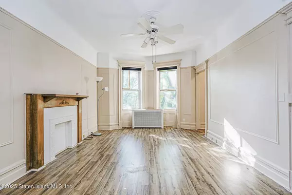 1610 10th Ave AVE, Brooklyn, NY 11215