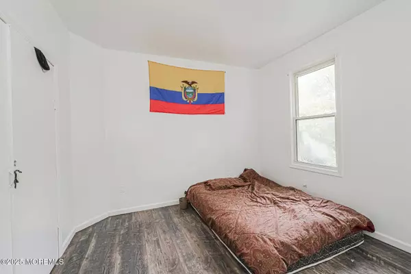 16 Alexander Street, Newark, NJ 07106