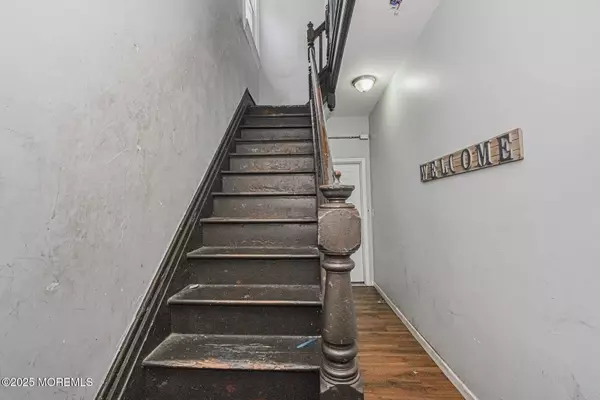 16 Alexander Street, Newark, NJ 07106