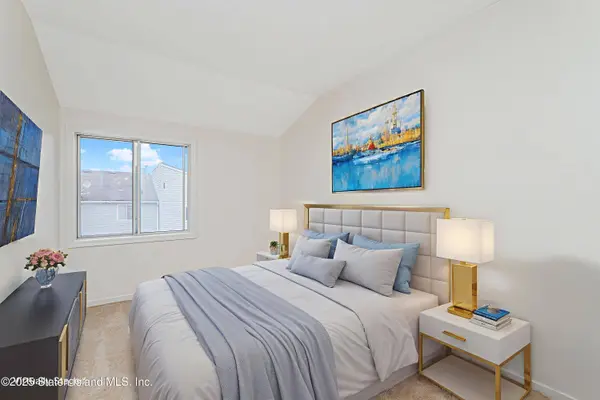 670 Ilyssa Way WAY, Staten Island, NY 10312