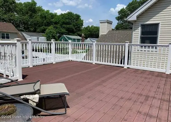 45 College AVE, Staten Island, NY 10314