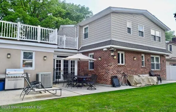 45 College AVE, Staten Island, NY 10314