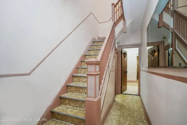 2015 66th ST, Brooklyn, NY 11204