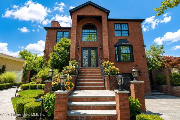 28 Durgess ST