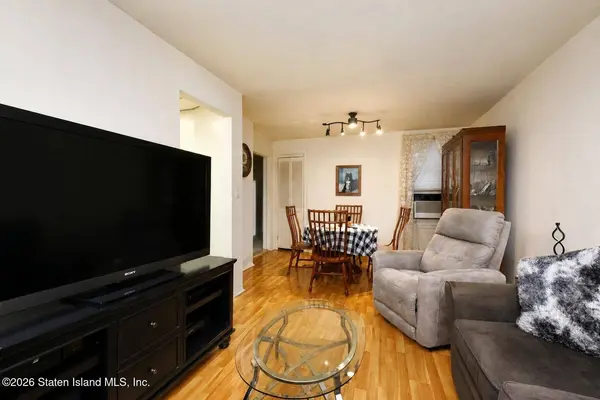 57 Bay 13th ST, Brooklyn, NY 11214