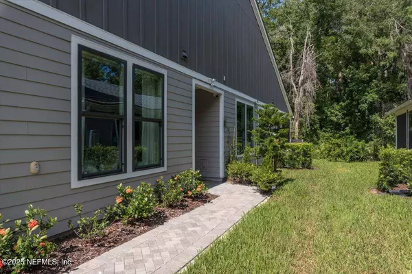 10053 FILAMENT BLVD, Jacksonville, FL 32256