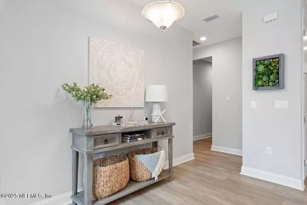 9921 FILAMENT BLVD, Jacksonville, FL 32256