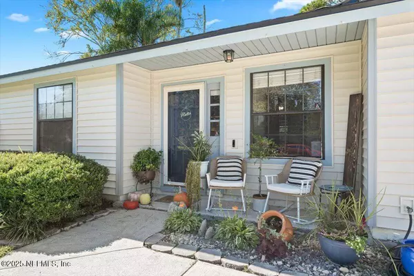 10858 MORGAN HORSE DR E, Jacksonville, FL 32257