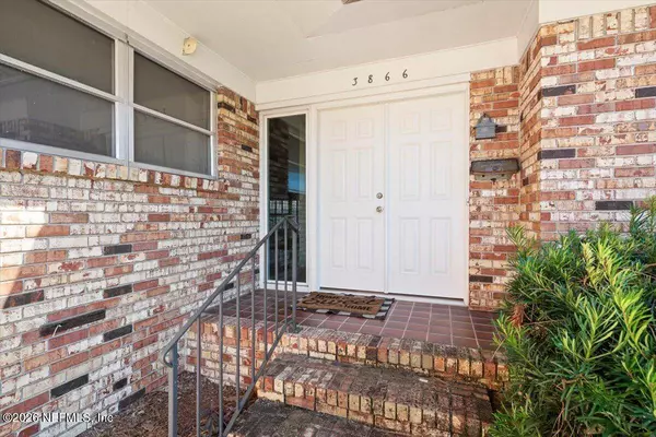 3866 SAN BERNADO DR, Jacksonville, FL 32217