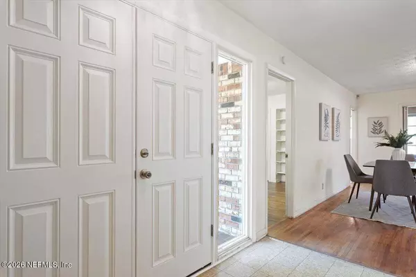 3866 SAN BERNADO DR, Jacksonville, FL 32217