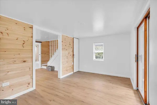 338 LAUREL AVE, Williamstown, NJ 08094
