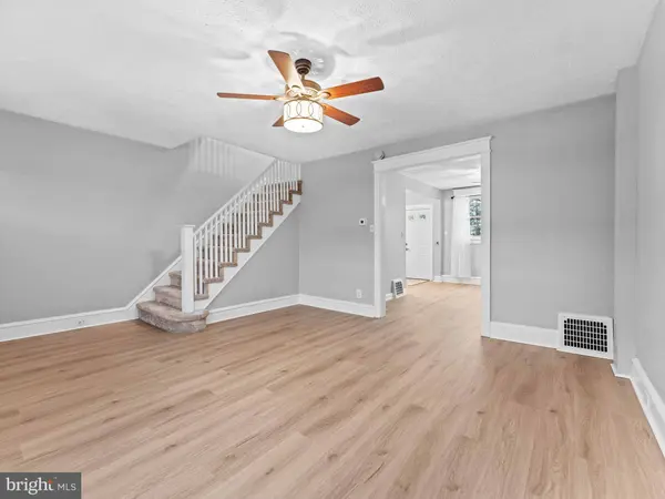 105 WESLEY AVE, Collingswood, NJ 08108