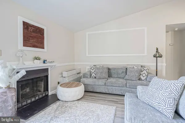 2049 LUCAS LN, Voorhees, NJ 08043