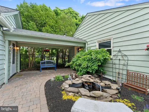 229 N MAIN ST, Woodstown, NJ 08098