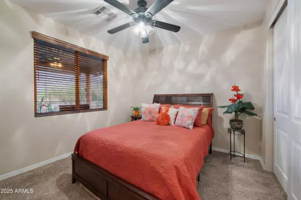 5354 E CACTUS WREN Street S, Apache Junction, AZ 85119