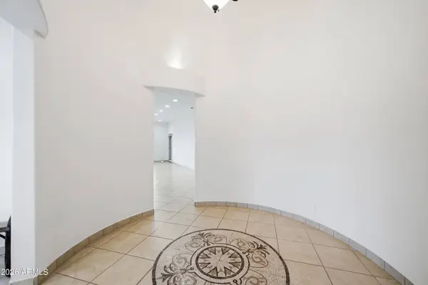 318 S GOLDFIELD Road, Apache Junction, AZ 85119