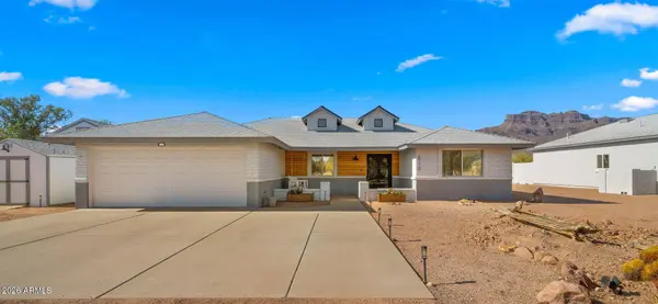 5770 E 22nd Avenue, Apache Junction, AZ 85119
