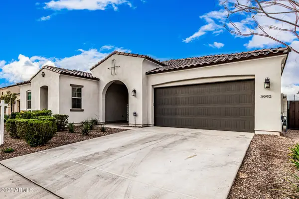 3992 W ABALONE Lane, San Tan Valley, AZ 85144