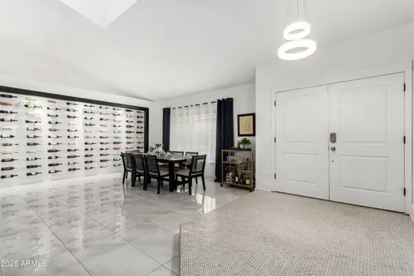 102 S HONEYSUCKLE Lane, Gilbert, AZ 85296