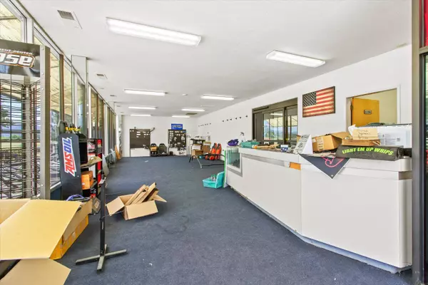 1055 Dillon WAY, Central Point, OR 97502