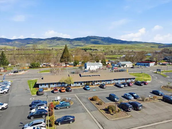 1875 Oregon 99 #1 & 2, Ashland, OR 97520