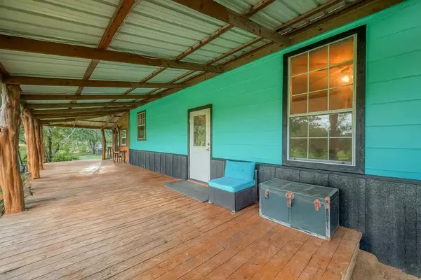 7160 County Road 132, Hallettsville, TX 77964