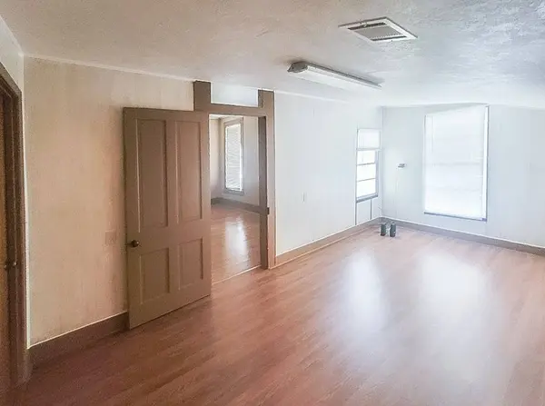 1404 Fannin ST, Columbus, TX 78934