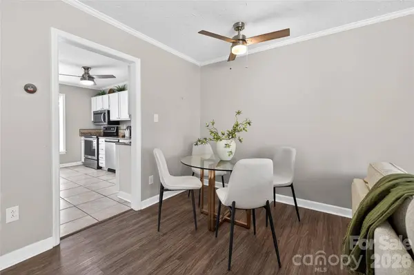 311 Silverleaf CIR, Kannapolis, NC 28083