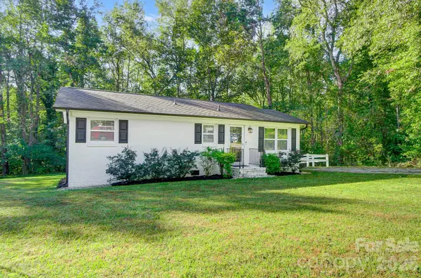 3800 Vanderburg DR S, Concord, NC 28025