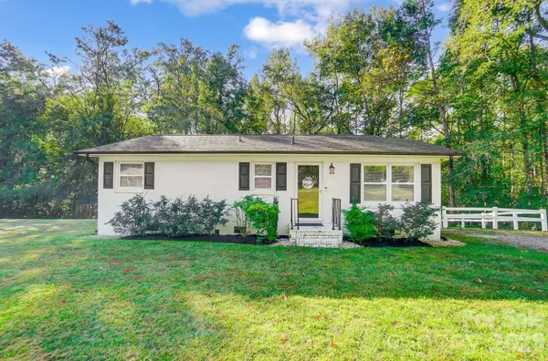 3800 Vanderburg DR S, Concord, NC 28025