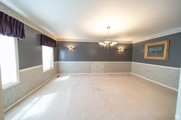 1416 E VALLEY VIEW DR, Wellington, UT 84542