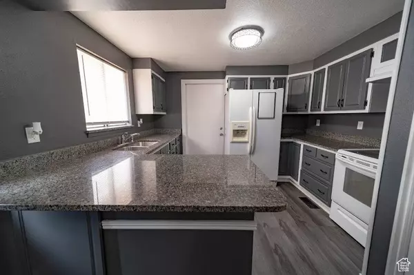 195 N 800 W, Cleveland, UT 84518