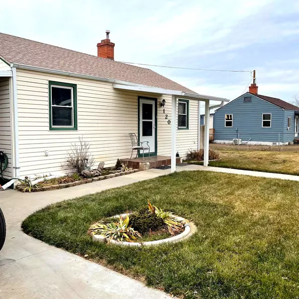 120 7TH W, East Carbon, UT 84520