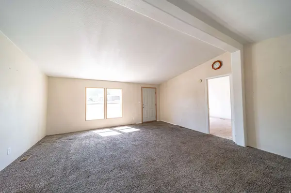 117 S MAPLE ST, Wellington, UT 84542