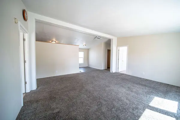 117 S MAPLE ST, Wellington, UT 84542