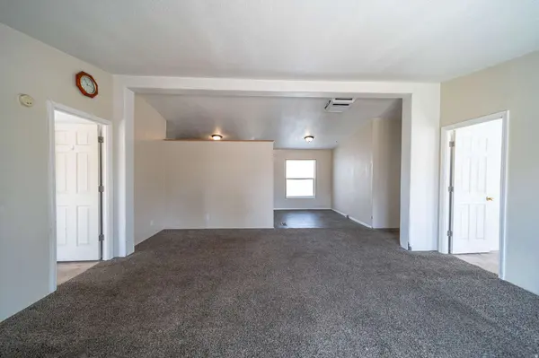 117 S MAPLE ST, Wellington, UT 84542