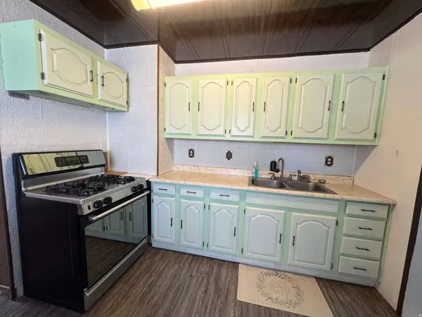108 1ST W, East Carbon, UT 84520