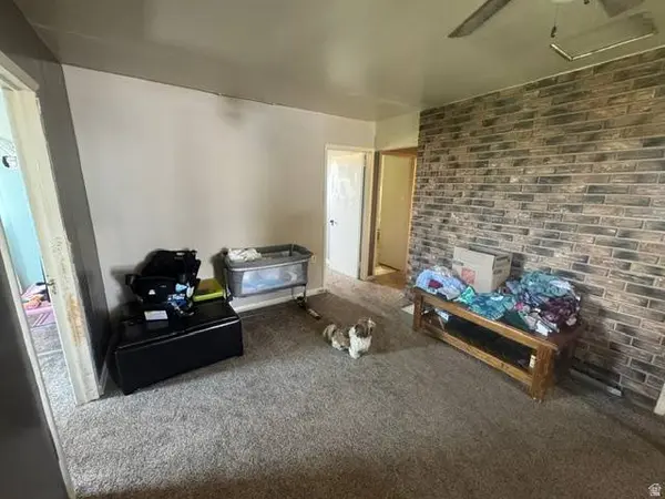 118 SHUMAN ST, East Carbon, UT 84520