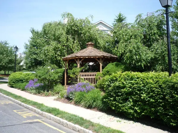 62 Fairmount Ave, Bridgewater Twp., NJ 08807