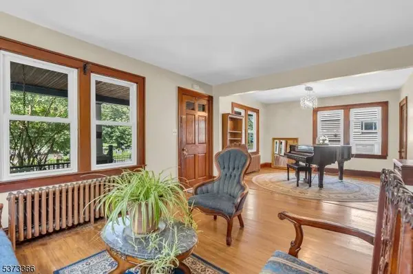 175 S Bridge St, Somerville Boro, NJ 08876